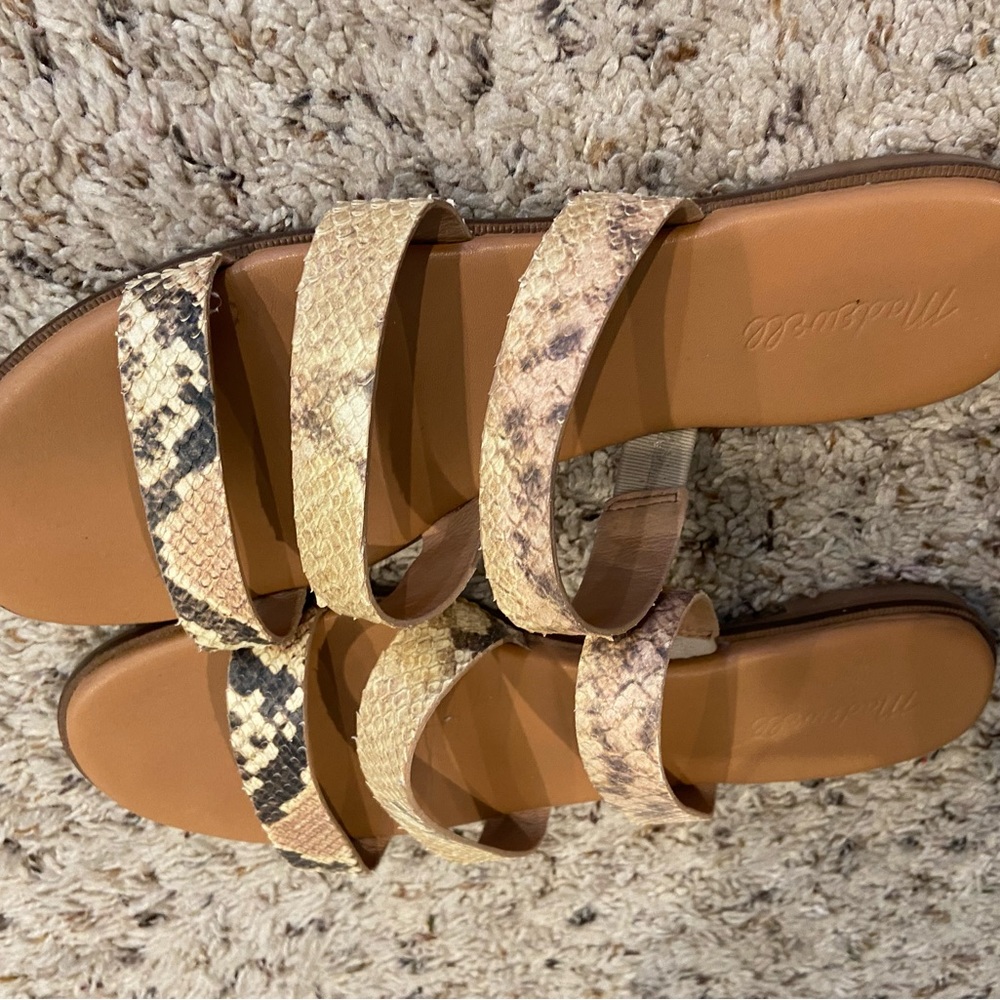 Size 10 Madewell slides